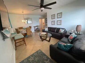 Family Apartment, Ocean View | Ruang tamu