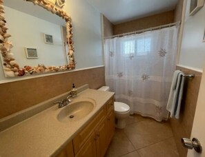 Family Apartment, Ocean View | Bilik Mandi