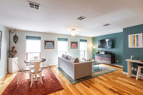 Cozy, stylish apartment in downtown La Crosse!
