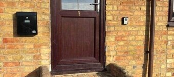 Cottage 1, a Cosy Retreat with Secure Parking