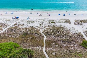Beach - Private Pool / Spa Home - Steps to Anna Maria Island Beach (Anna Maria)