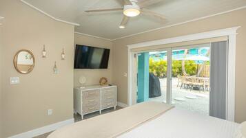 Silitysrauta/-lauta, Wi-Fi, vuodevaatteet