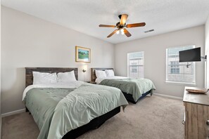 3 bedrooms, WiFi, bed sheets