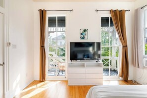 2 quartos, ferros/tábuas de passar roupa, Wi-Fi, roupa de cama