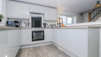 Fridge, microwave, dishwasher, toaster