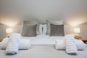 2 bedrooms, individually decorated, individually furnished, free WiFi - Cosy Retreat (Camborne)