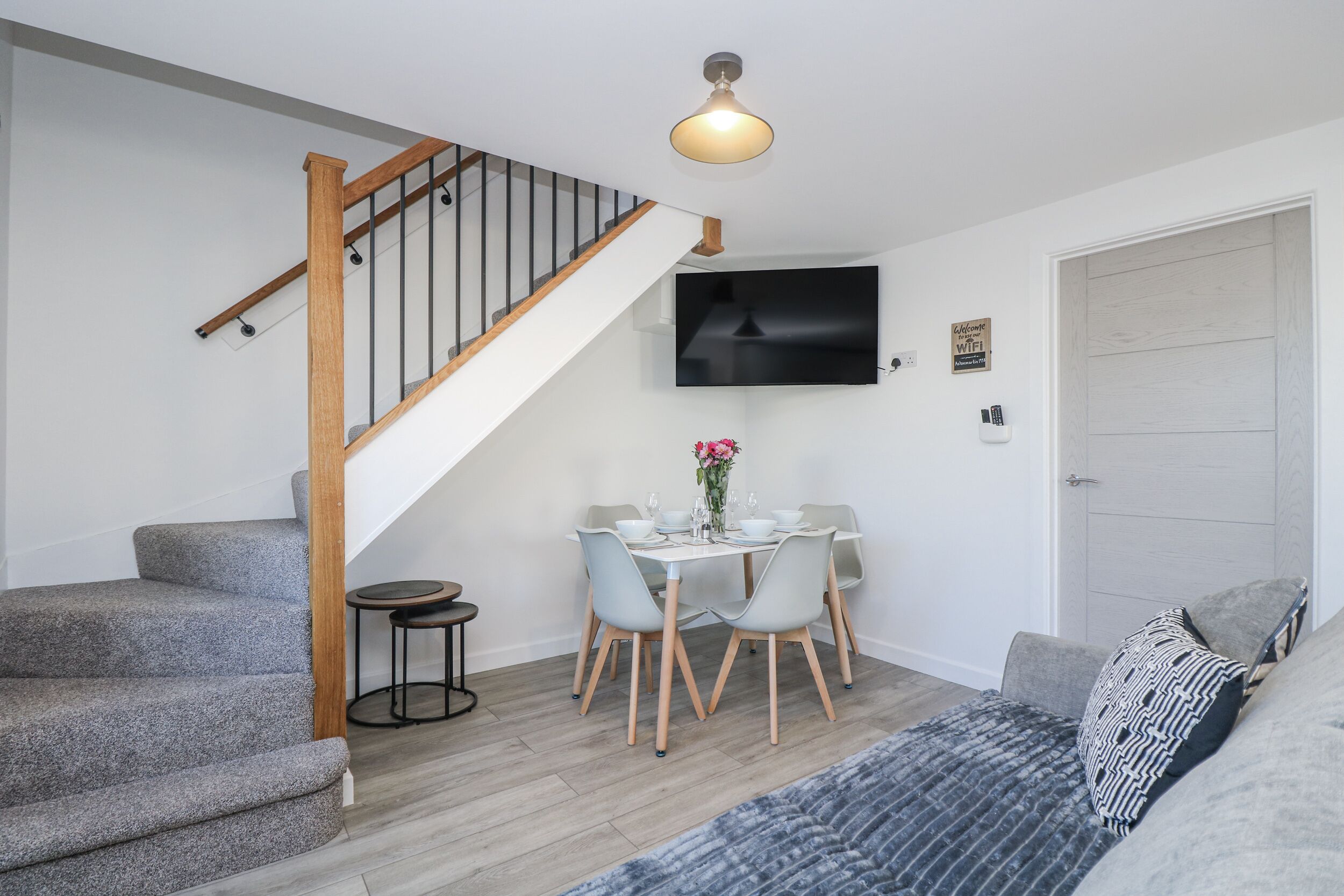 المنشأة من الداخل