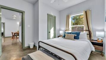 3 Schlafzimmer, Bügeleisen/Bügelbrett, Reisekinderbett, WLAN