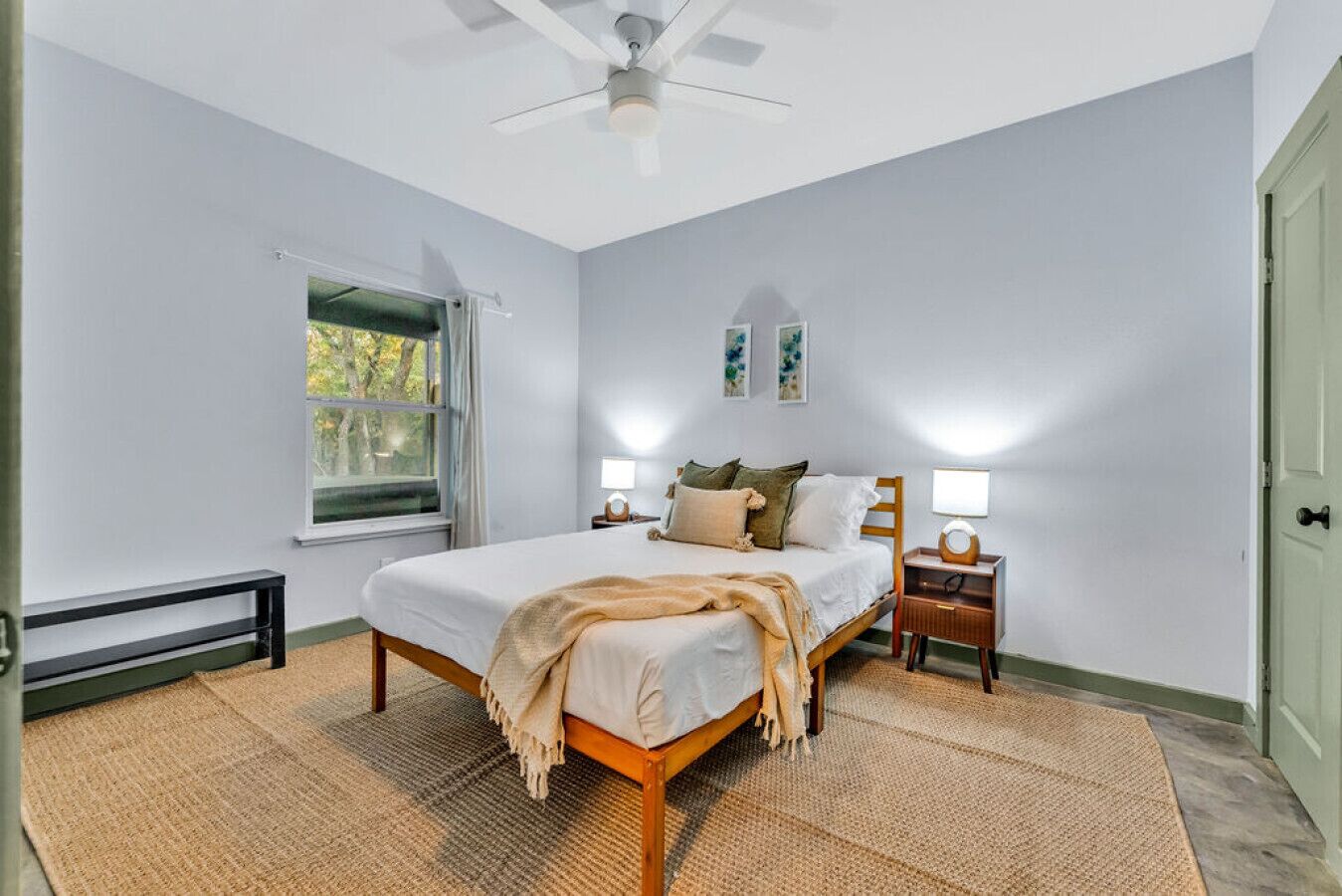 2 bedrooms, iron/ironing board, travel cot, WiFi