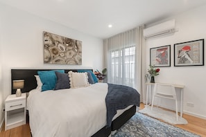 Apartment | 3 bilik tidur, ruang kerja komputer riba, seterika/papan seterika