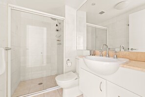 Apartment | Badezimmer | Handtücher