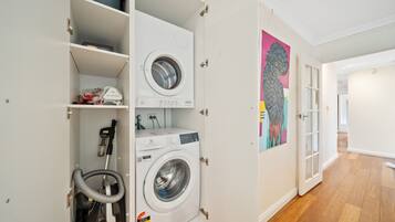 Apartment | Interior