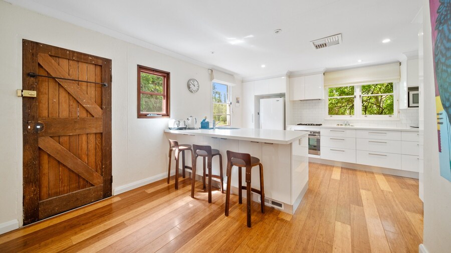 Comfortable 3-bed Haven Near Canberra Attractions