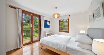 Comfortable 3-bed Haven Near Canberra Attractions
