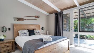 Apartment | 3 bedrooms, iron/ironing board, bed sheets