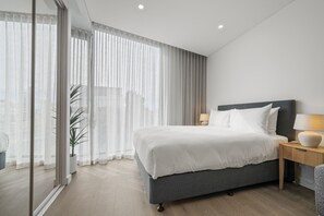 Apartment | 1 bedroom, bed sheets - Chic Studio Stay Near Cafes and Coastline (Perth)