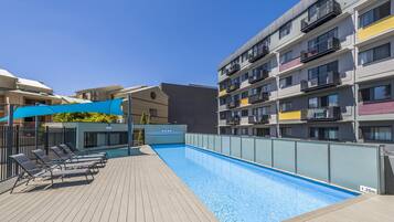 公寓 | 游泳池 | 室外游泳池