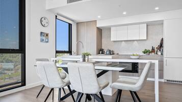 Apartment | Dapur peribadi | Alat memasak/pinggan mangkuk/perkakas dapur