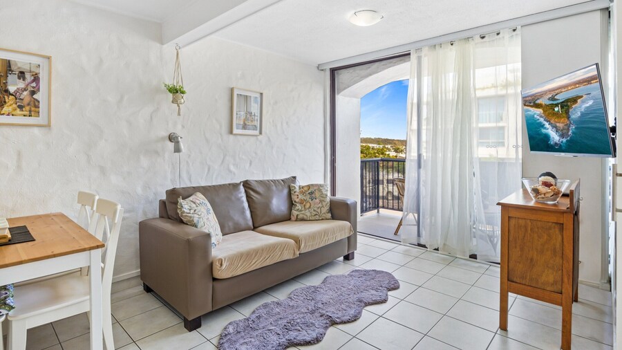 Great Location 1-bed With Pool