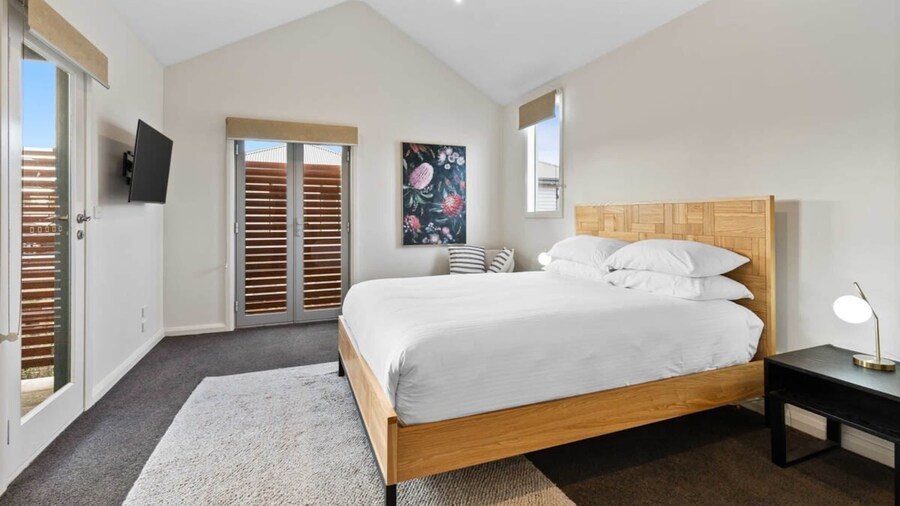 シック 2ベッド ホーム バイ バスリング ショップス