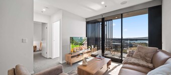Sleek 2-bed Apartment With Rooftop Garden Access