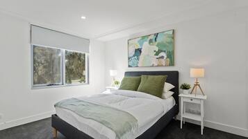 1 chambre, espace de travail pour ordinateur portable