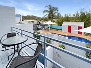 شقة | تناول الطعام بالخارج