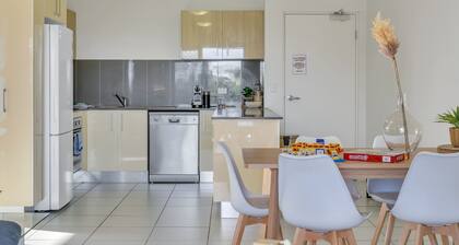 Bright 2-bed With Private Balcony & Serene View