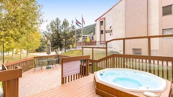 Condo, 1 Queen Bed, Mountain View (Summit House East 1 Bed Loft 2 Bath S) | Terrace/patio