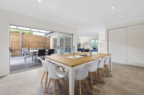 Apartment | Dining