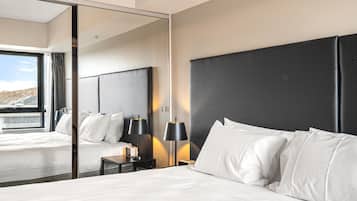 Apartment | 1 bedroom, iron/ironing board, bed sheets