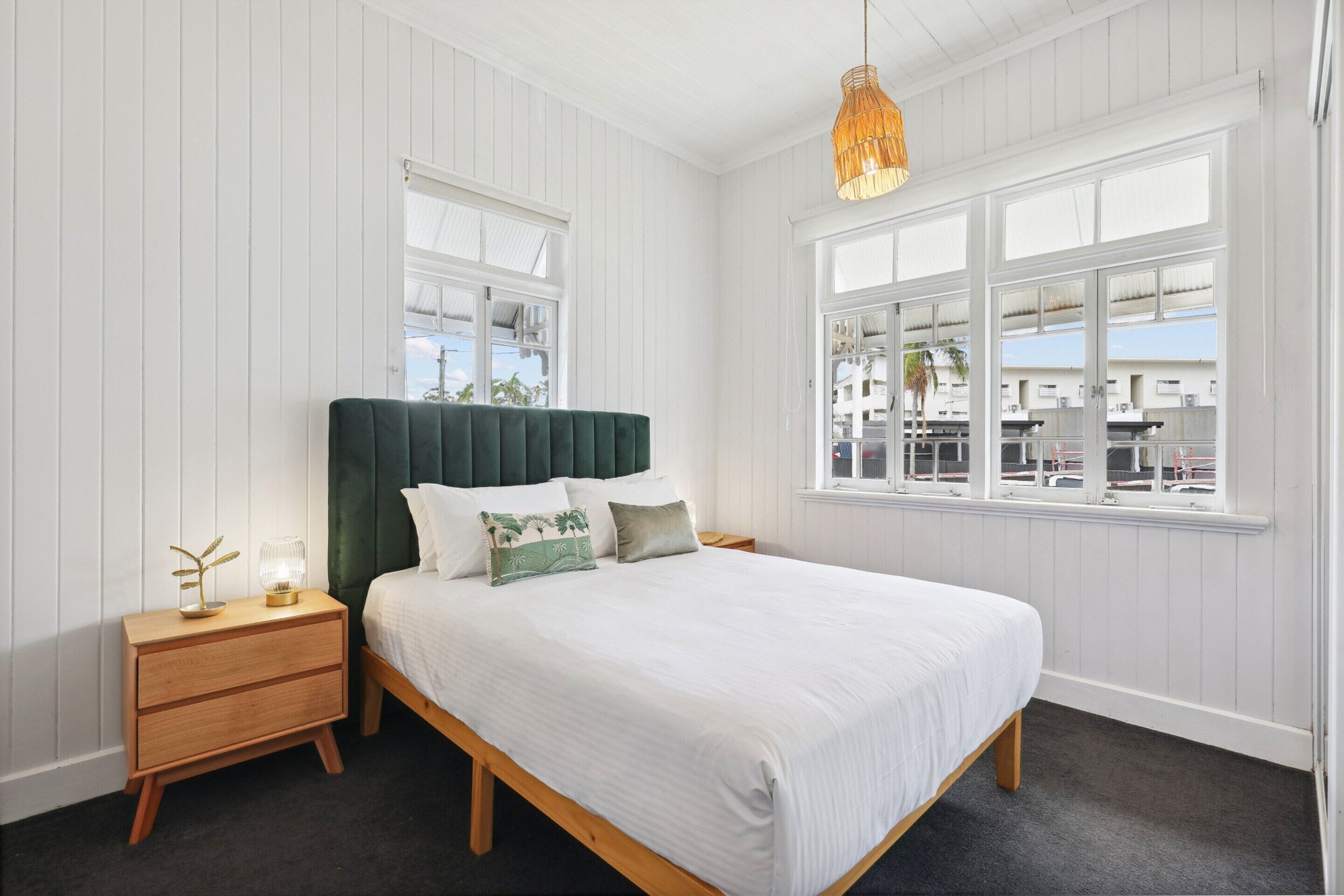 Apartment | 3 bedrooms, iron/ironing board, bed sheets