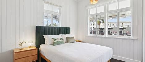 Apartment | 3 bedrooms, iron/ironing board, bed sheets