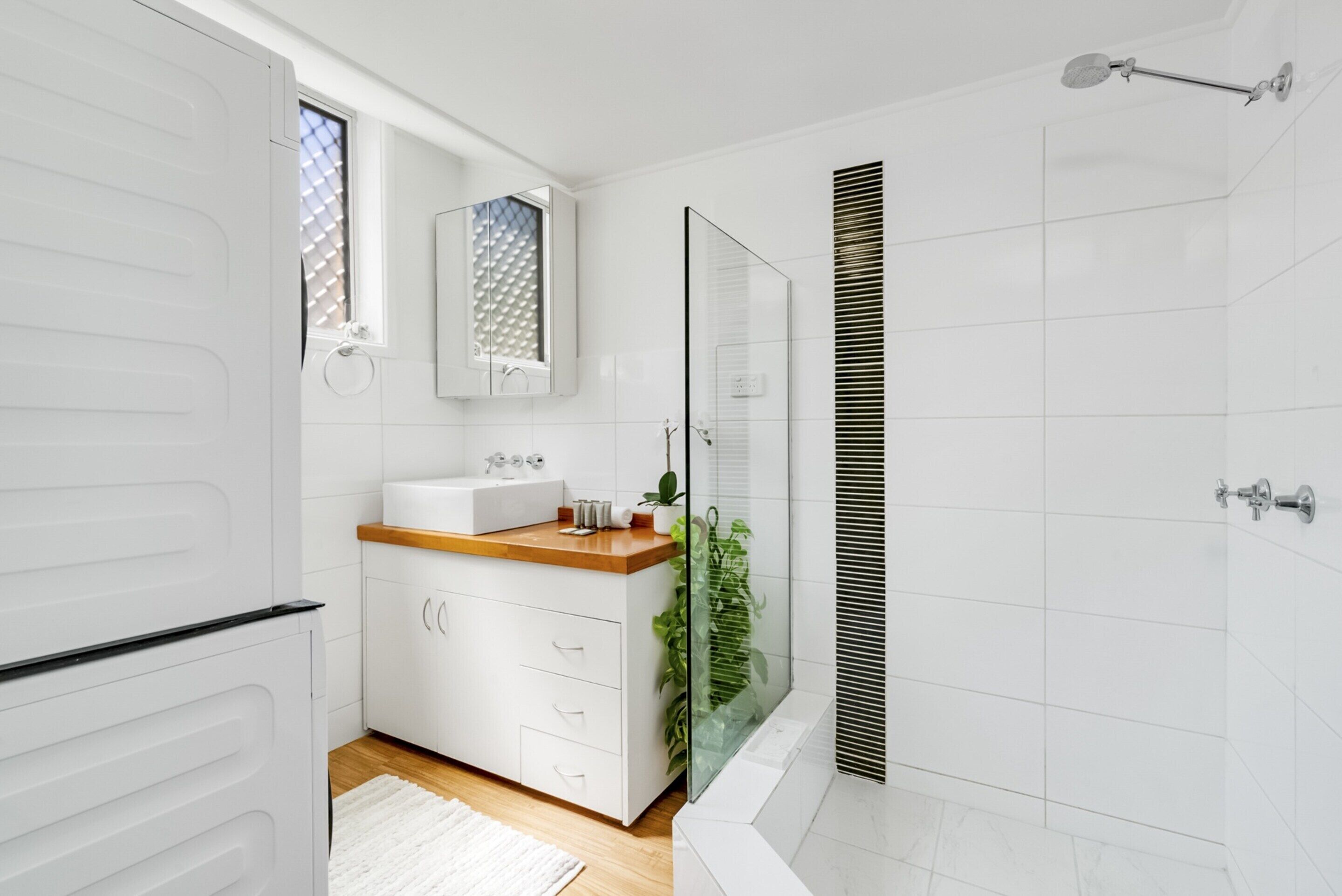 Apartment | Bathroom | Towels, soap