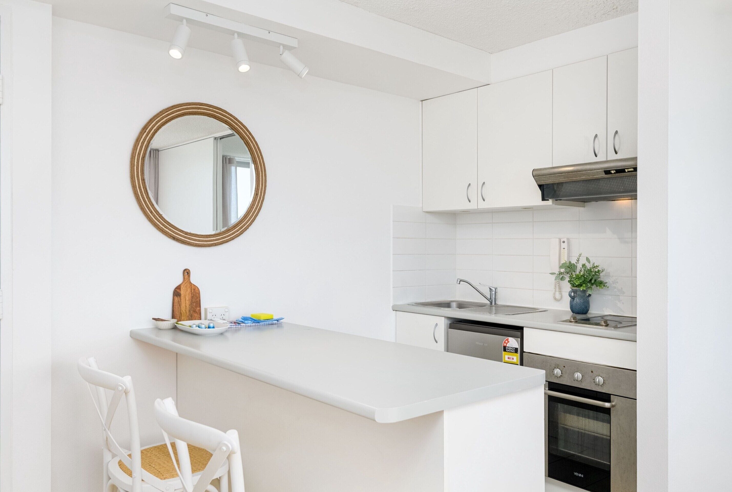 Apartamento | Cozinha privada | Talheres/pratos/utensílios de cozinha