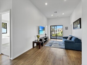 Apartment | Living room