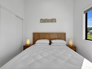 Apartment | 4 bedrooms, bed sheets