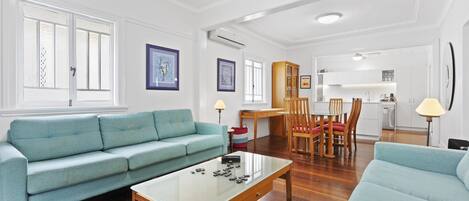 Apartment | Living room