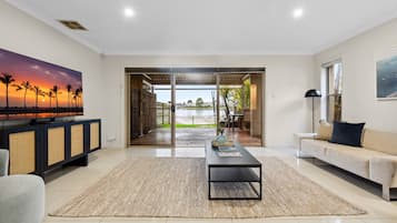 Apartment | Living room