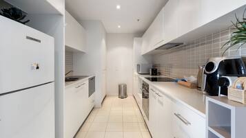 Apartment | Private kitchen | Cookware/dishes/utensils