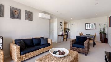 Apartment | Living room