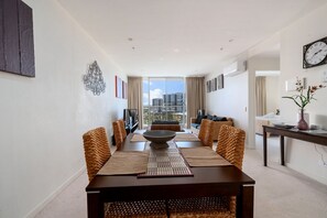 Apartment | Dining - Comfortable 1-bed Apartment With Balcony (Canberra)