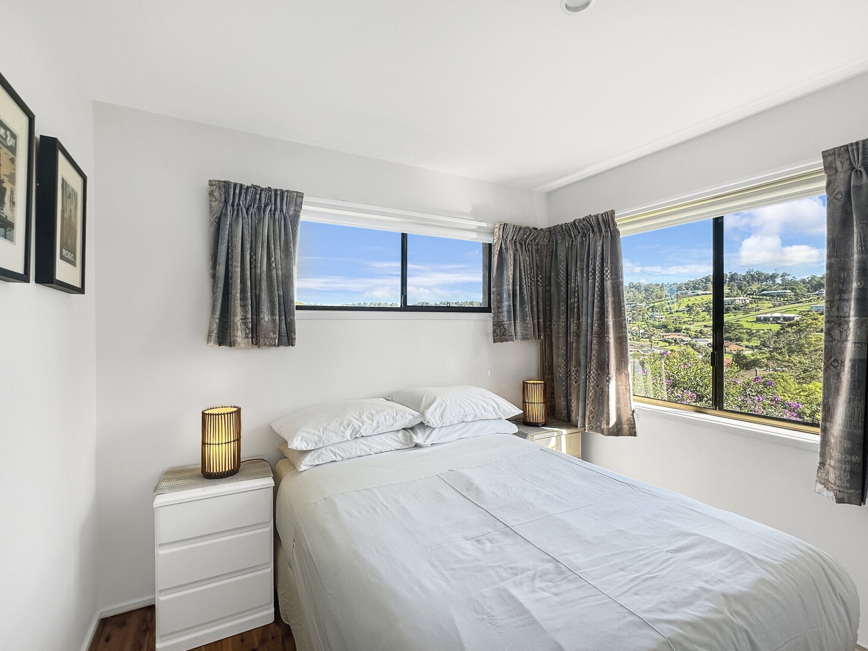 Apartment | 3 bedrooms, laptop workspace, iron/ironing board, bed sheets