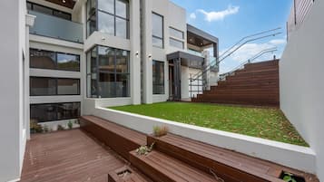 Apartment | Exterior