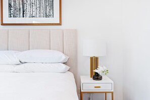 Departamento | 1 habitación, tabla de planchar con plancha y ropa de cama 