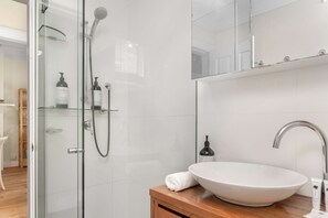 Apartamento | Banheiro | Toalhas de banho