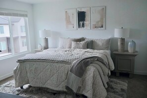 4 多间卧室、熨斗/熨衣板、免费 WiFi、床单