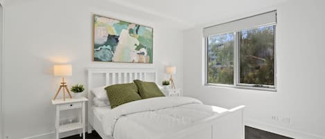 Apartment | 1 bedroom, laptop workspace, iron/ironing board, bed sheets