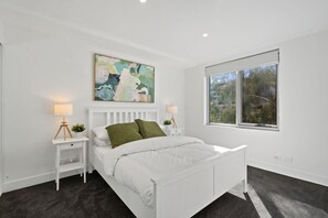 Leilighet | 1 soverom, skrivebord for bærbar PC, strykejern/-brett og sengetøy