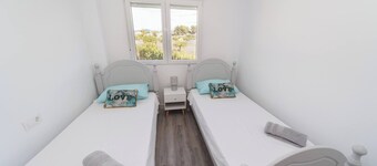 Luxury Chalet 20 Minutes From Valencia